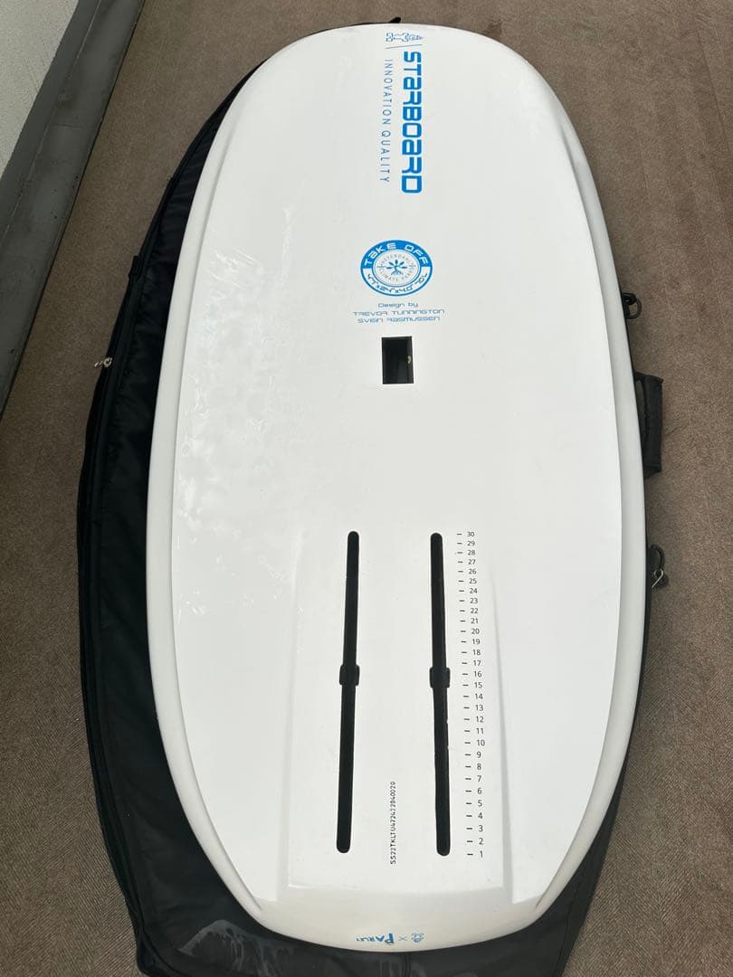 スターボード フォイルボード