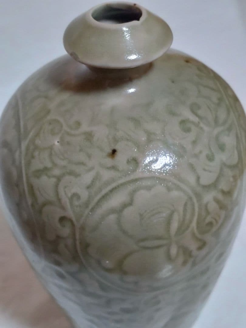 中国美術　古物　骨董　揚州窯　甁　唐草文　写し