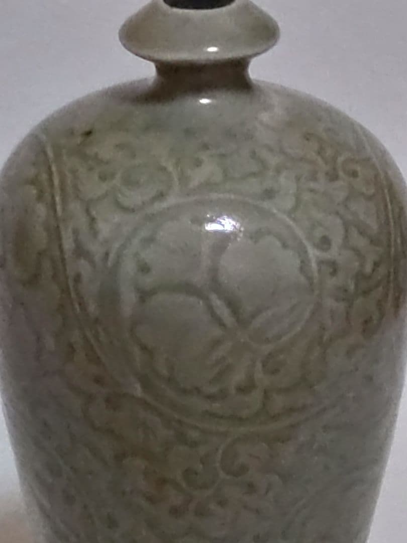 中国美術　古物　骨董　揚州窯　甁　唐草文　写し