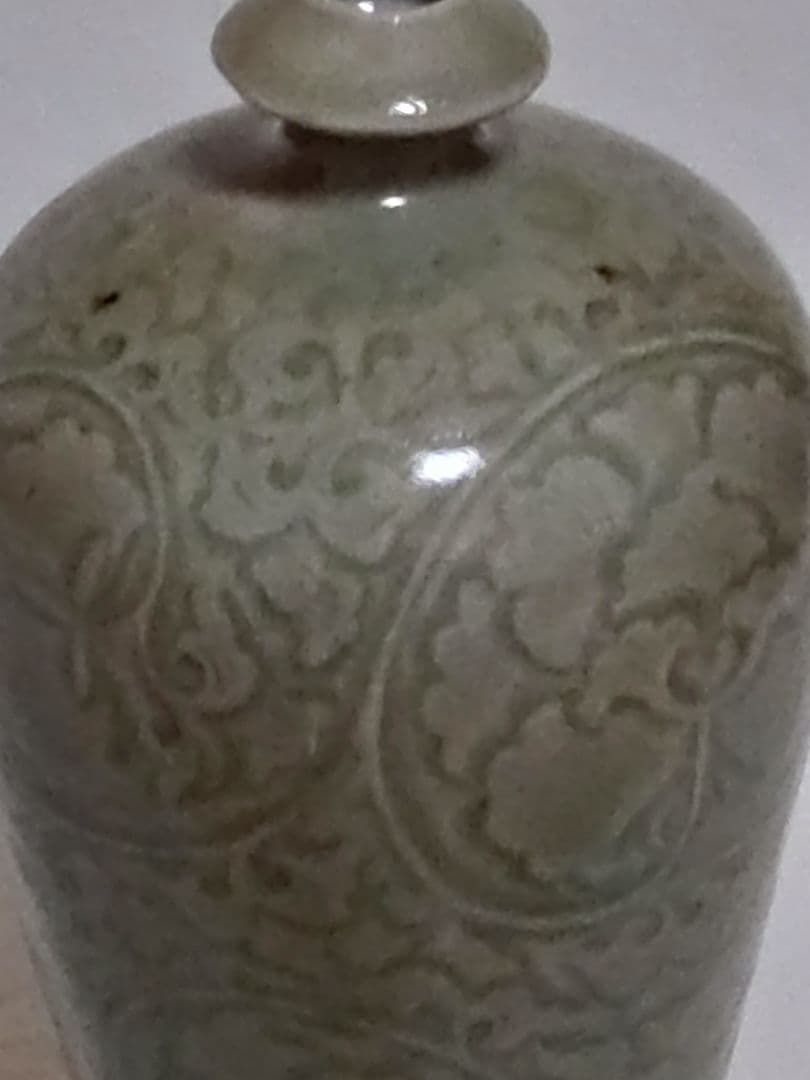 中国美術　古物　骨董　揚州窯　甁　唐草文　写し