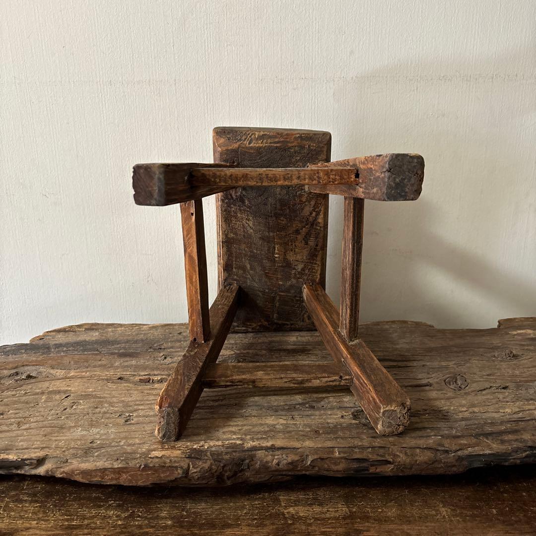 朝鮮　李朝　中国　その2 木製小さな踏み台　肘掛　花台　スツール　古民具　骨董