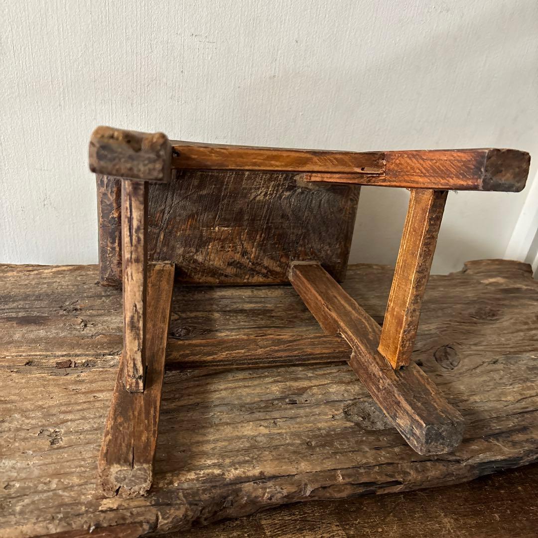 朝鮮　李朝　中国　その2 木製小さな踏み台　肘掛　花台　スツール　古民具　骨董