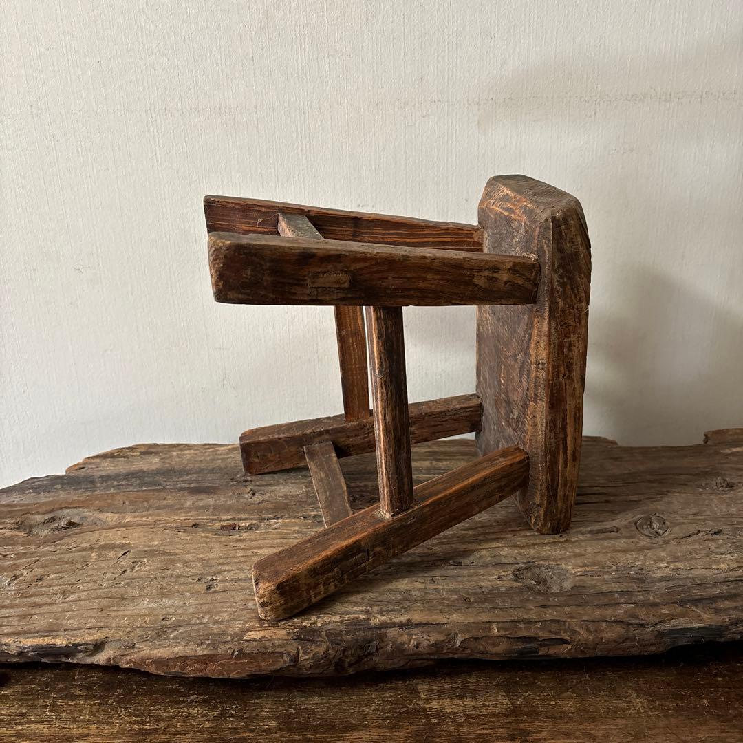 朝鮮　李朝　中国　その2 木製小さな踏み台　肘掛　花台　スツール　古民具　骨董