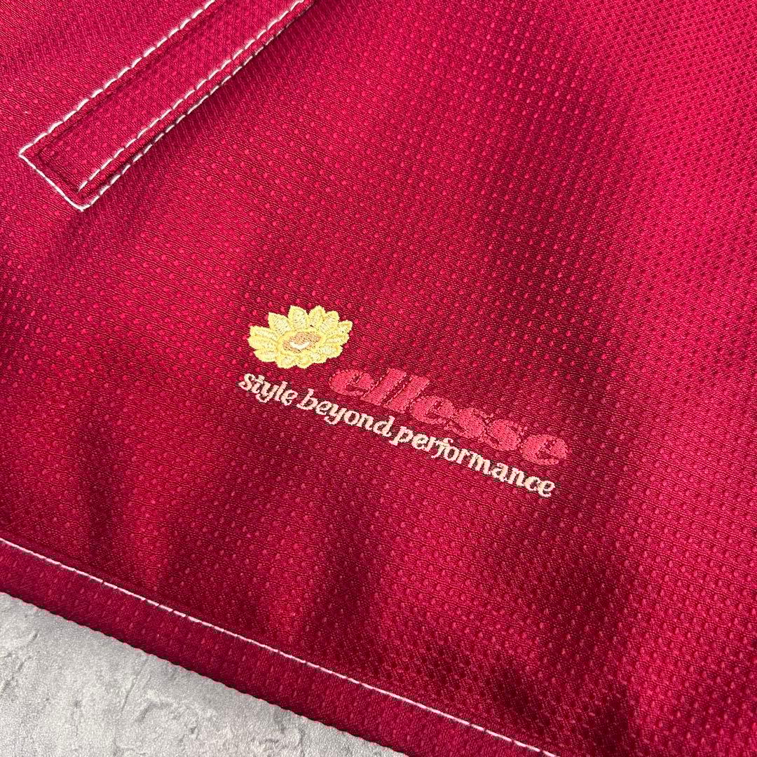 A803【未使用級】エレッセ スキーウェア 上下セット レディースL 花柄刺繍