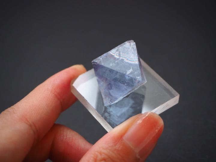 フローライト　イリノイ産　ブルー　蛍石　鉱物【B-4】