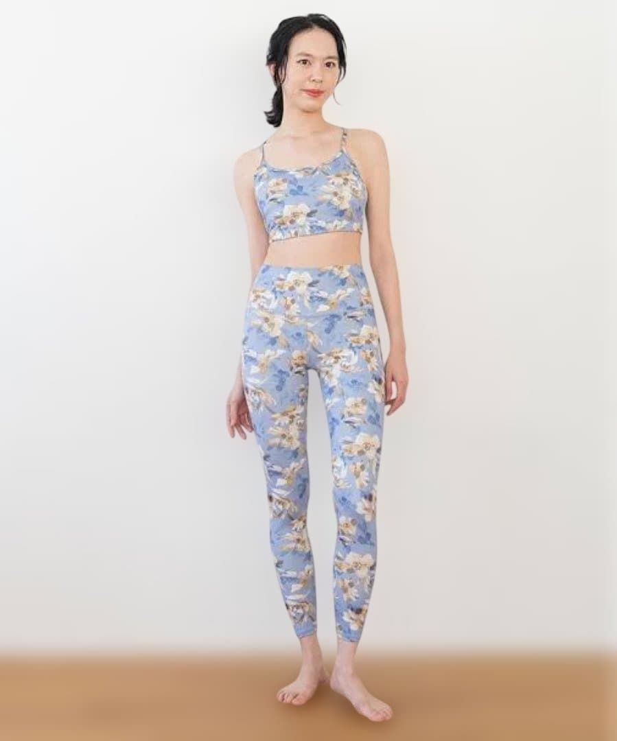 プルオーバー付きブラ&レギンスセットアップ