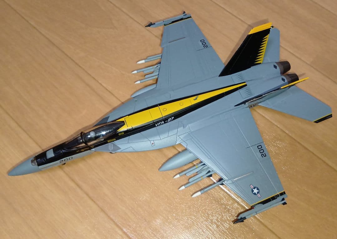 F/A-18E スーパーホーネット 1/72 ロイヤルメイセス　ホビーマスター