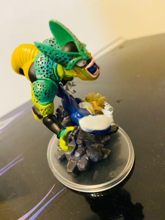 ドラゴンボールフィギュア　ベジータ　セル