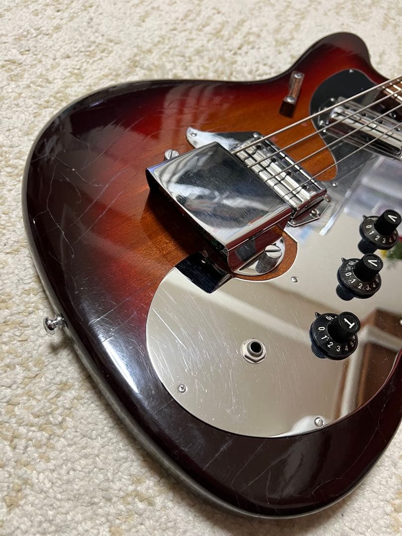 Unitone Basso エレキベース ビザール グヤトーン テスコ