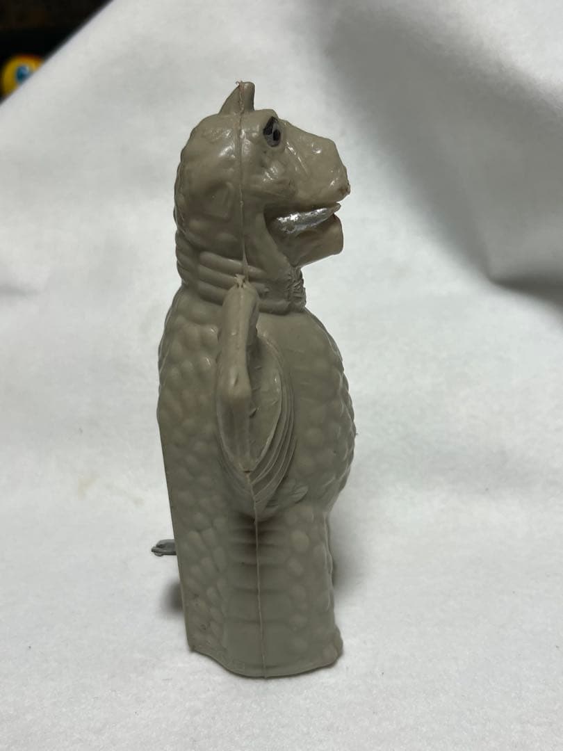 円谷プロ　当時物ウルトラQ 冷凍怪獣ペギラ　ゼンマイ 稼働品