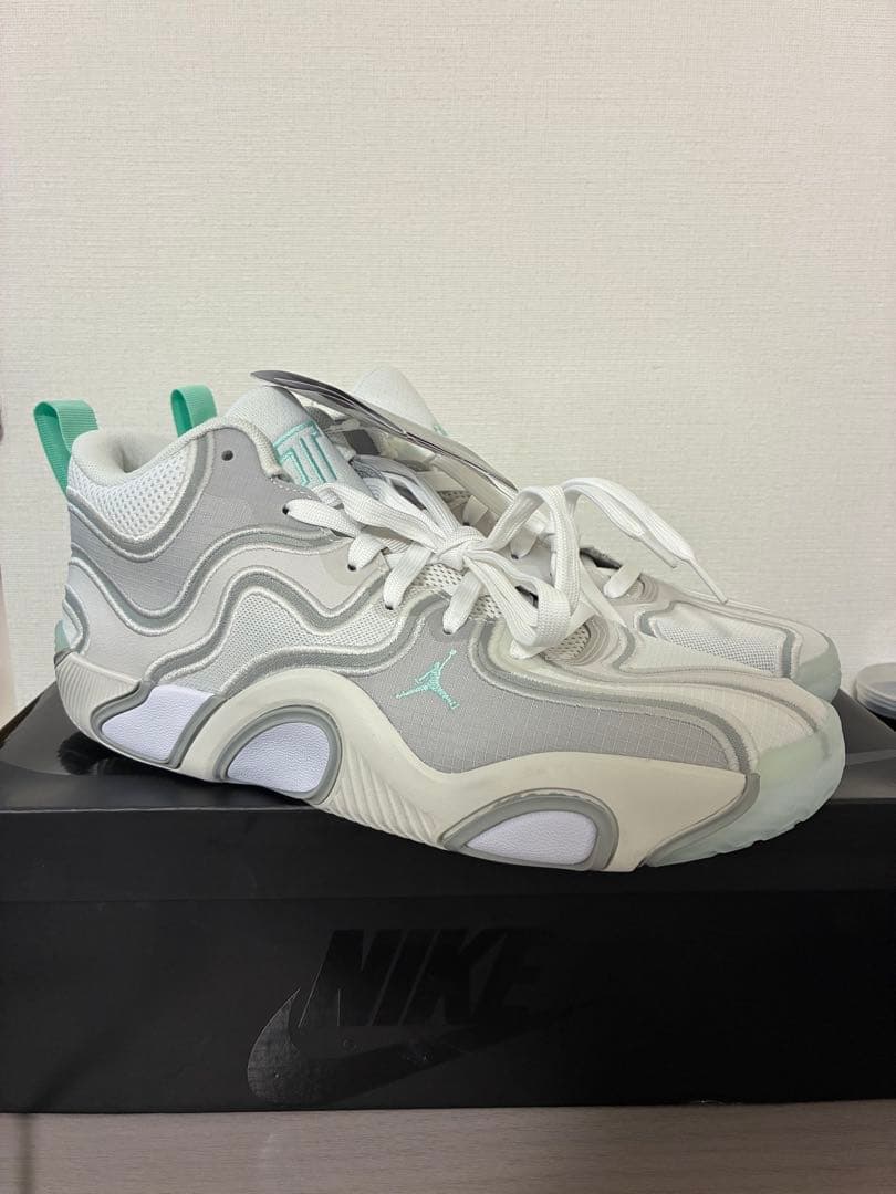 NIKE テイタム3 FP 新品　バッシュ