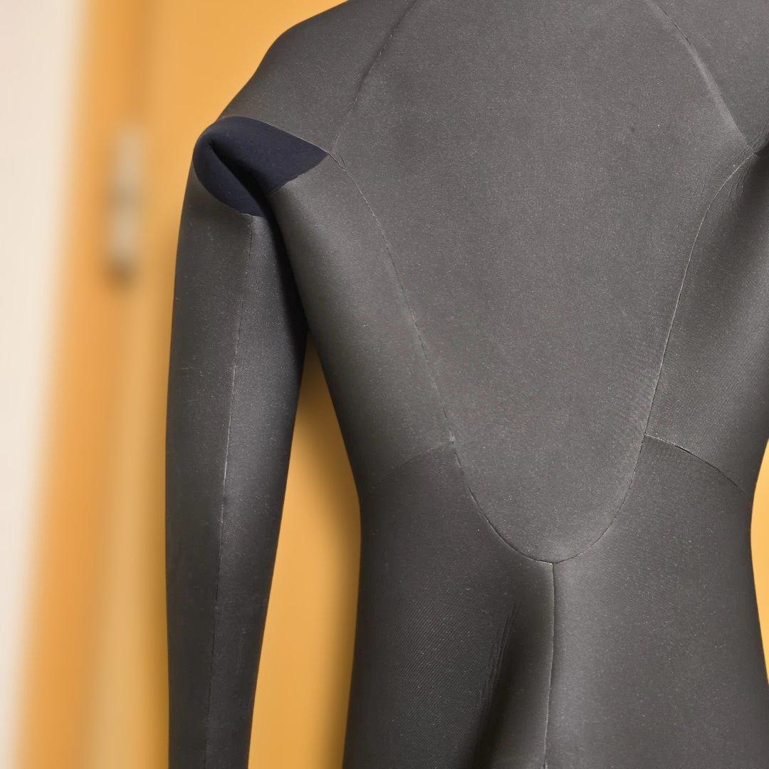 美品 フロントジッパー セミドライ ウェットスーツ レディース