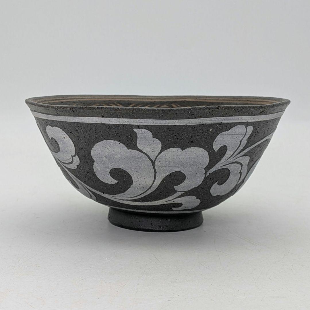 新羅窯 柳孝雄 新羅土器茶盌 共箱 抹茶碗 抹茶茶碗 茶道具 茶器 食器 在銘