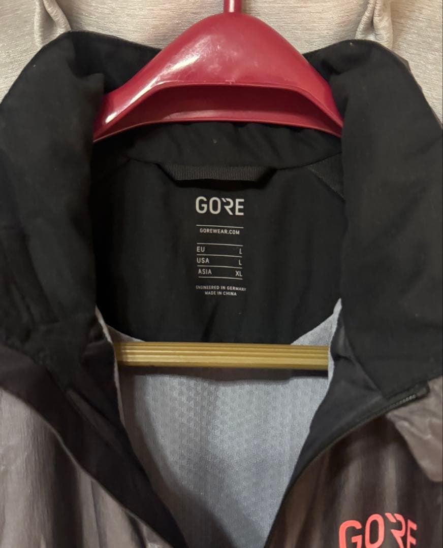 軽量フルジップジャケット GORE-TEX ゴアテックス シェイクドライ