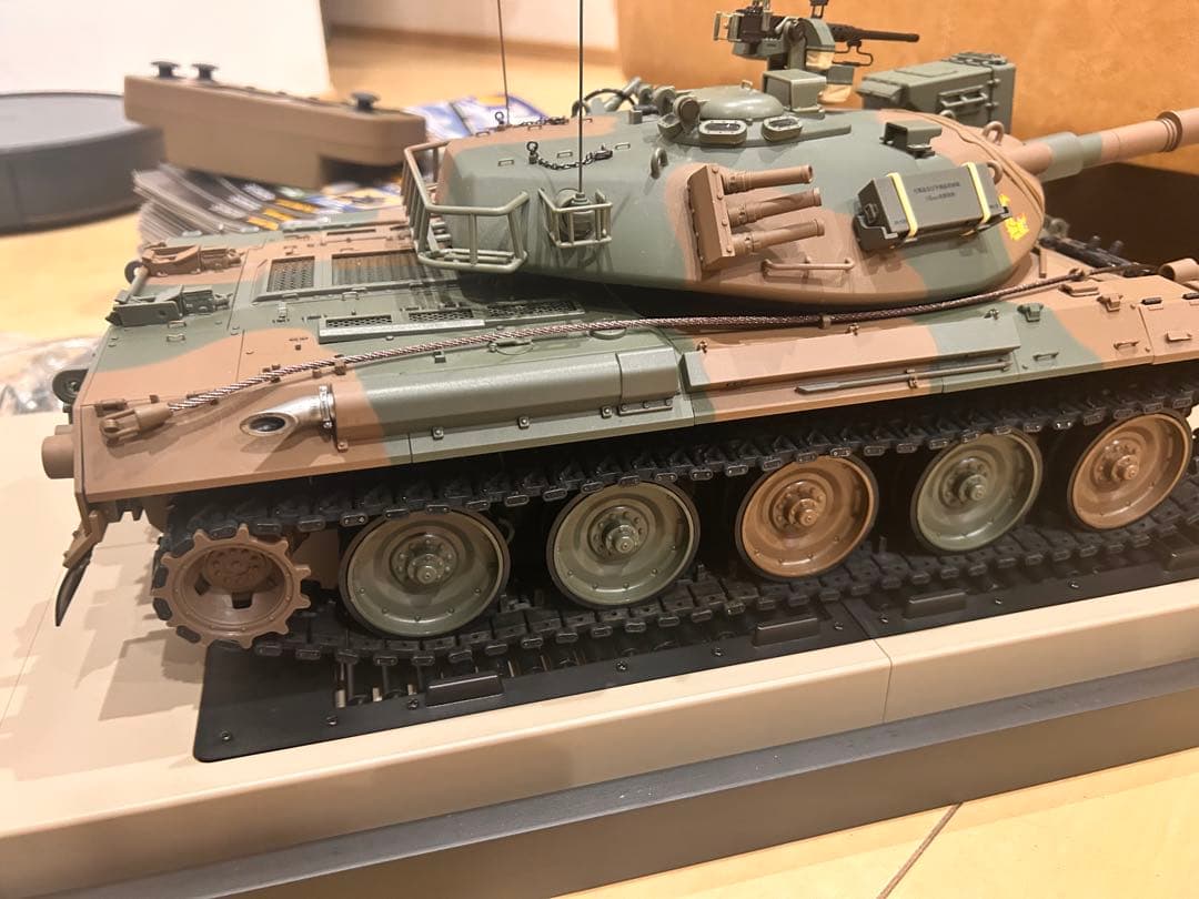 プレミアム定期購読ケース付き　アシェット 陸上自衛隊 74式戦車をつくる