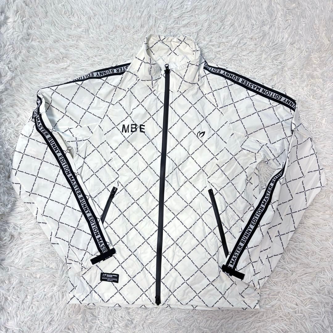 最新作 マスターバニーエディション セットアップ レインウェア ホワイト 総柄