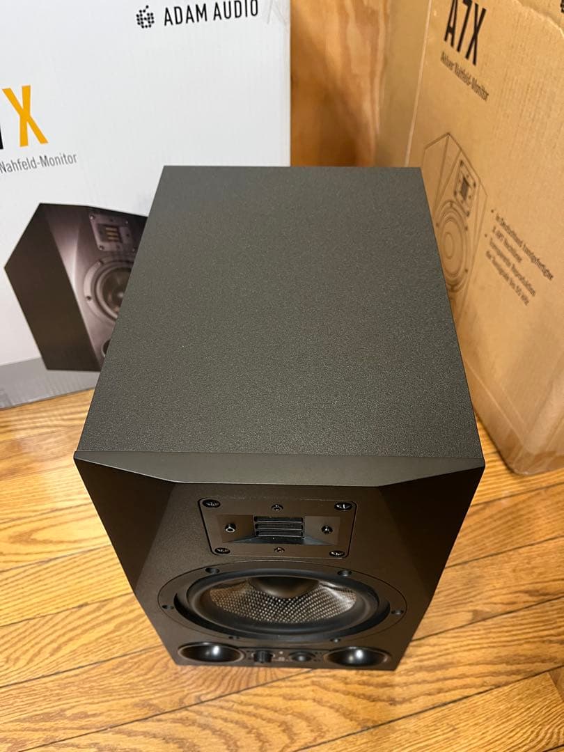 kata kuraADAM A7X スピーカー