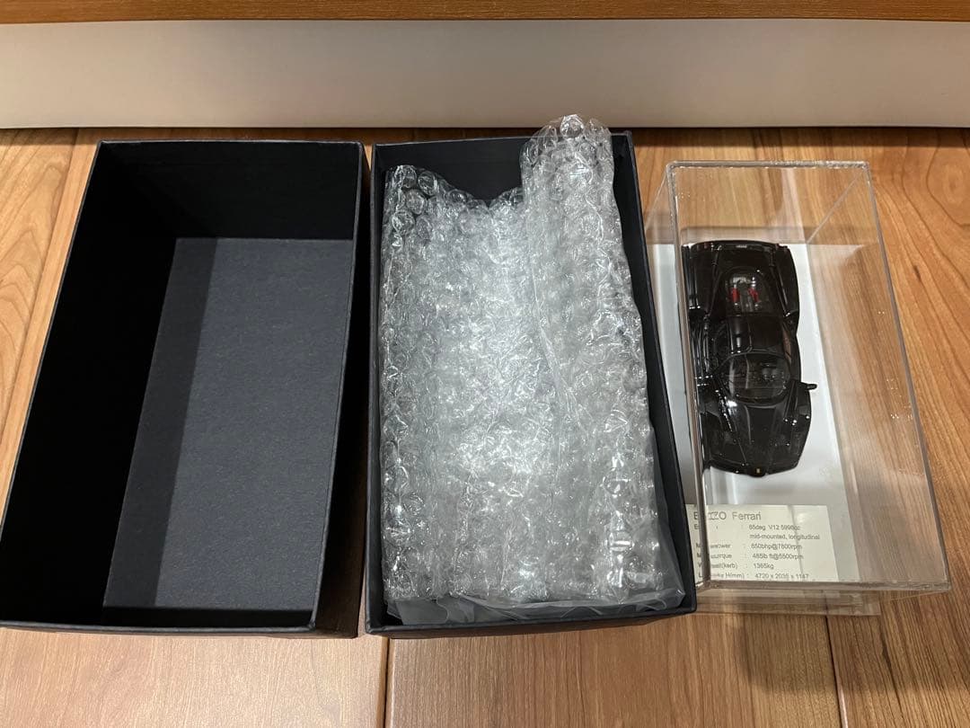 Davis&Giovanni エンツォ　フェラーリ　1/43 ブラック