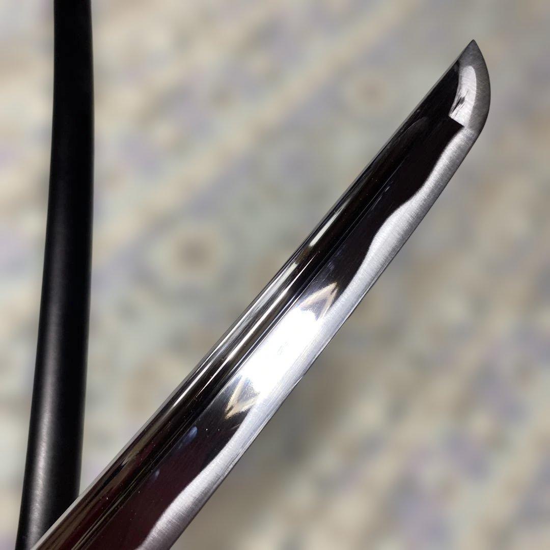 高級長刃居合刀 黒柄 八丸角透し鍔 黒梨地鞘