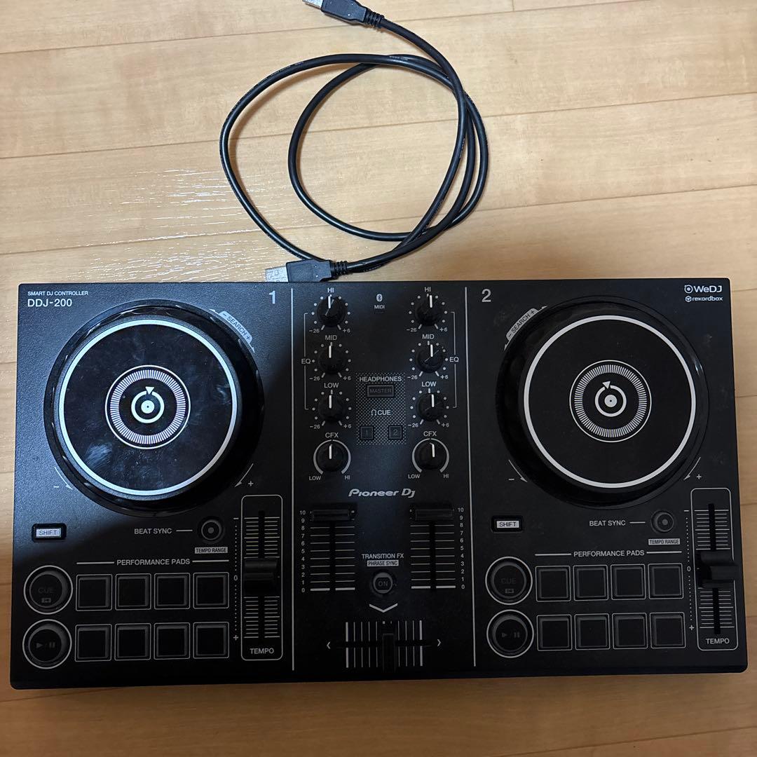 DDJ-200本体、ケーブルのみ