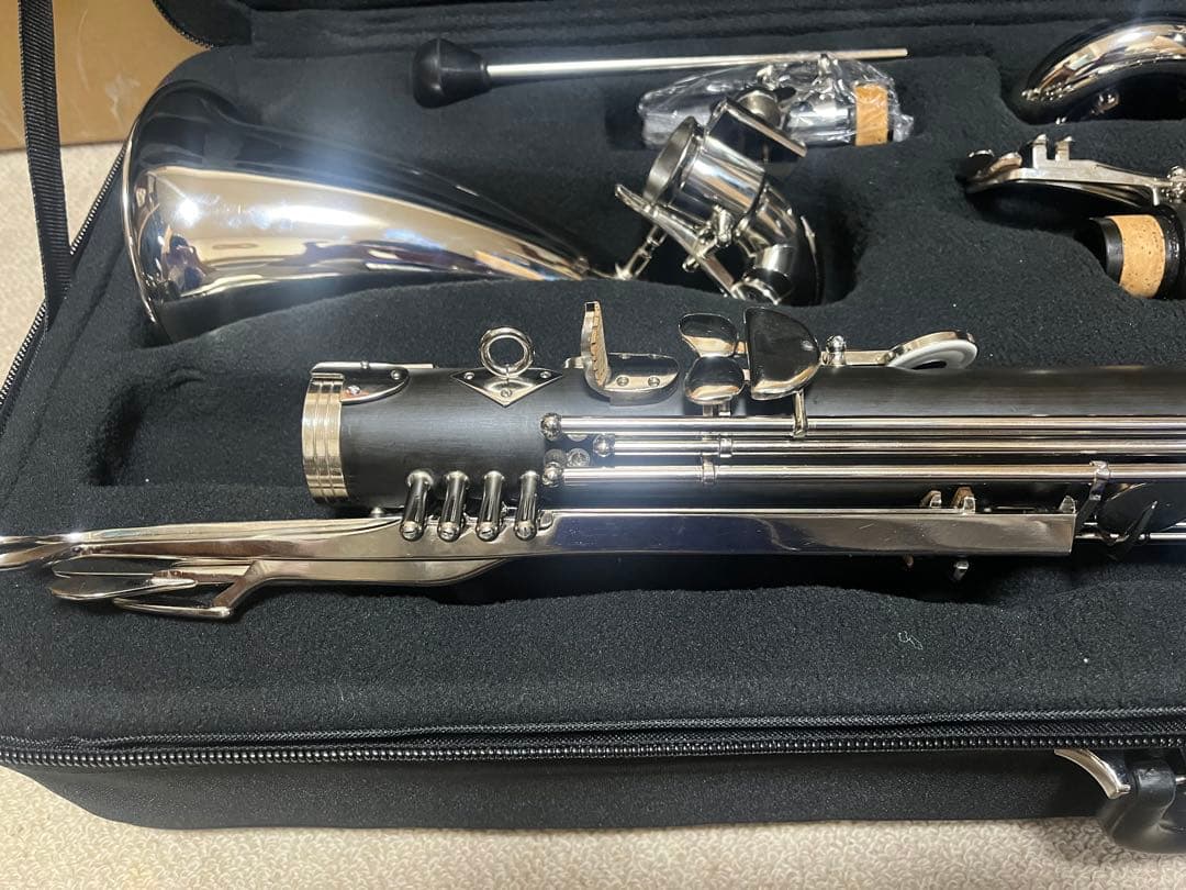 【新品】バスクラリネット LowC 樹脂製