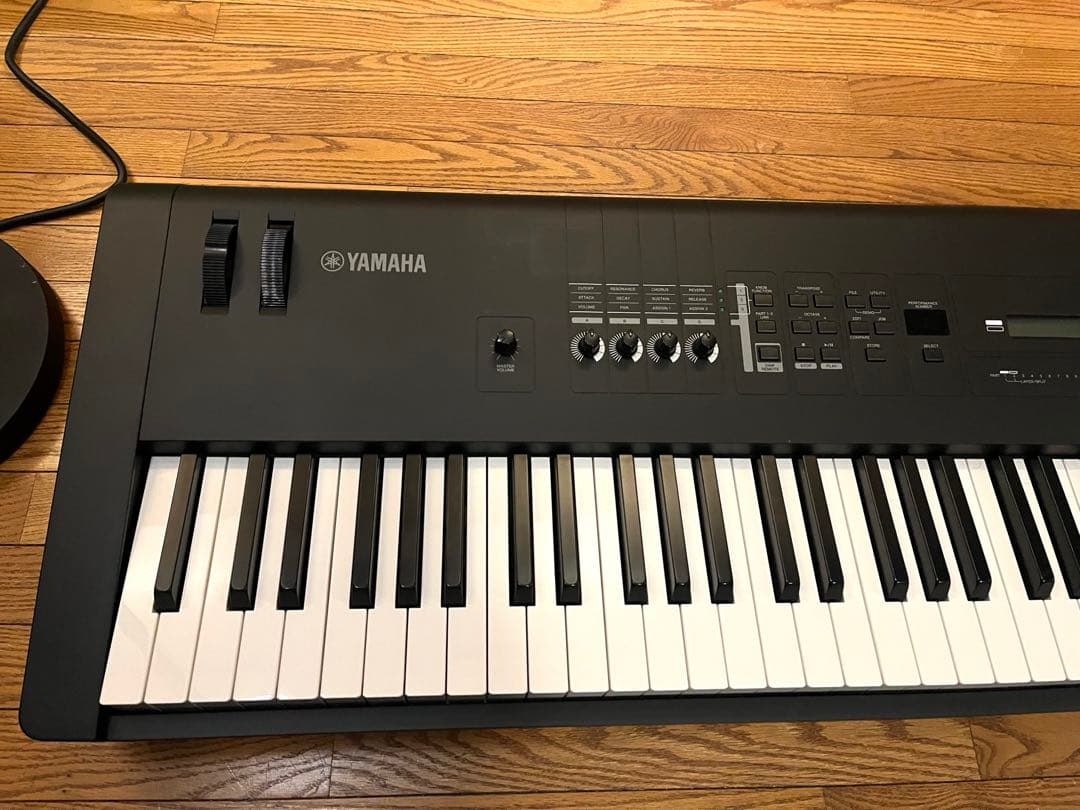 YAMAHA MX88 シンセサイザー