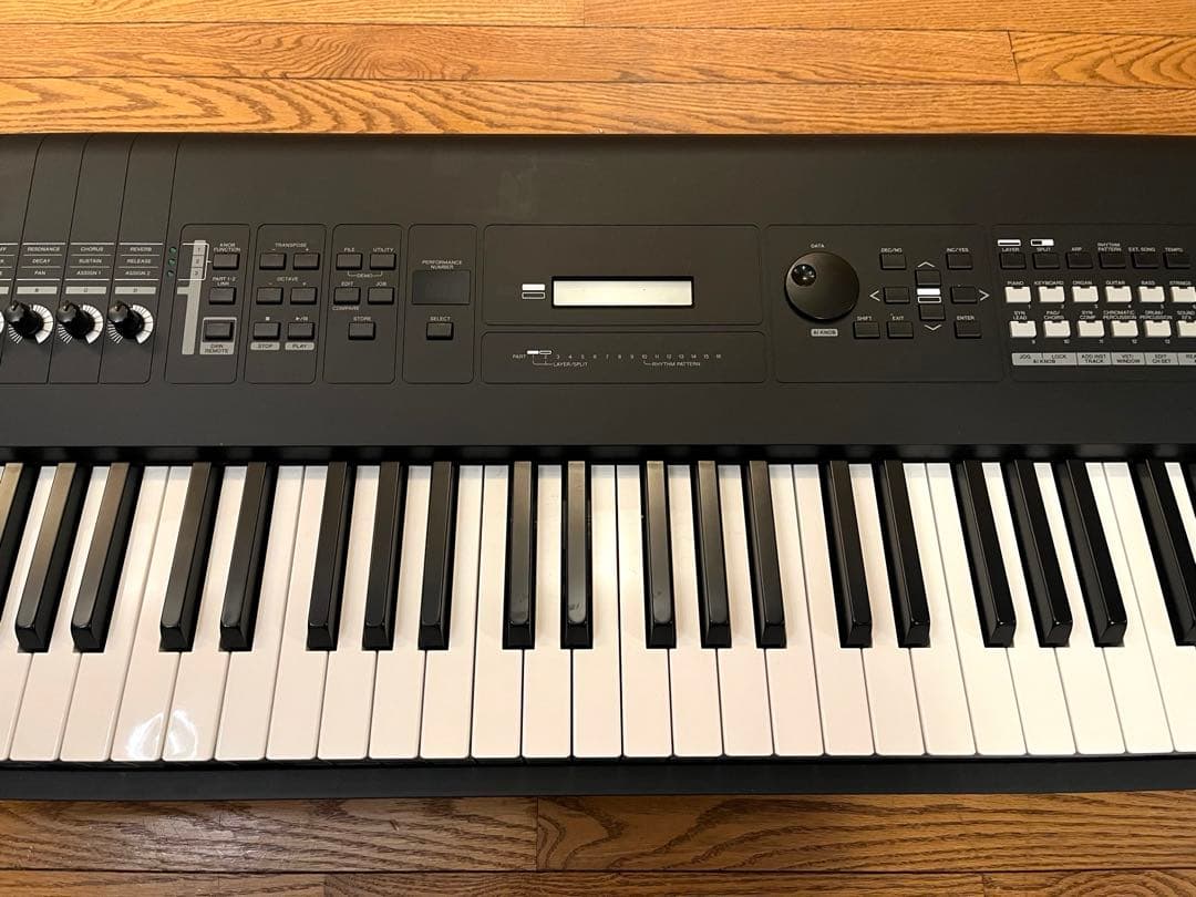 YAMAHA MX88 シンセサイザー