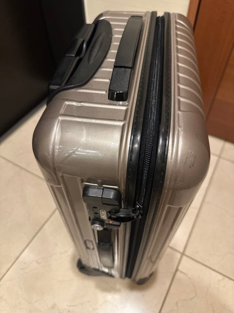 RIMOWA ブラウンゴールドキャリーケース