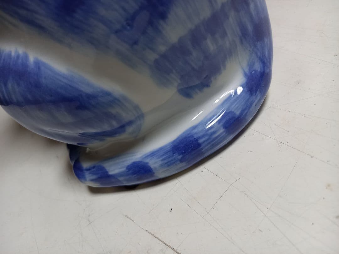 イタリア製　ビンテージ　陶器　手彩色　蝶ネクタイ　座り猫　オブジェ