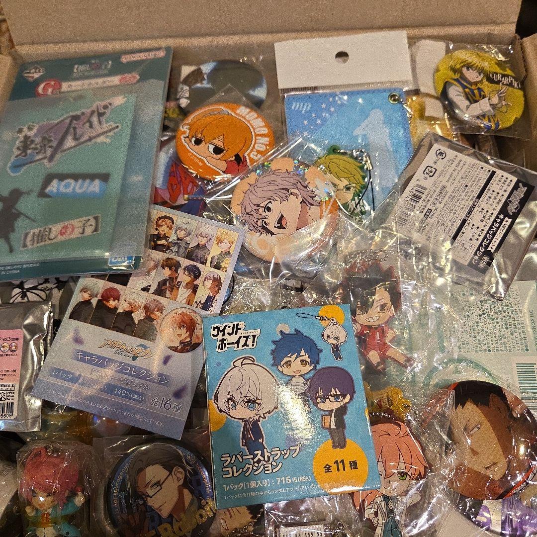 アニメグッズ　大量　まとめ売り　ノンジャンル　ホビー　　２５０点以上