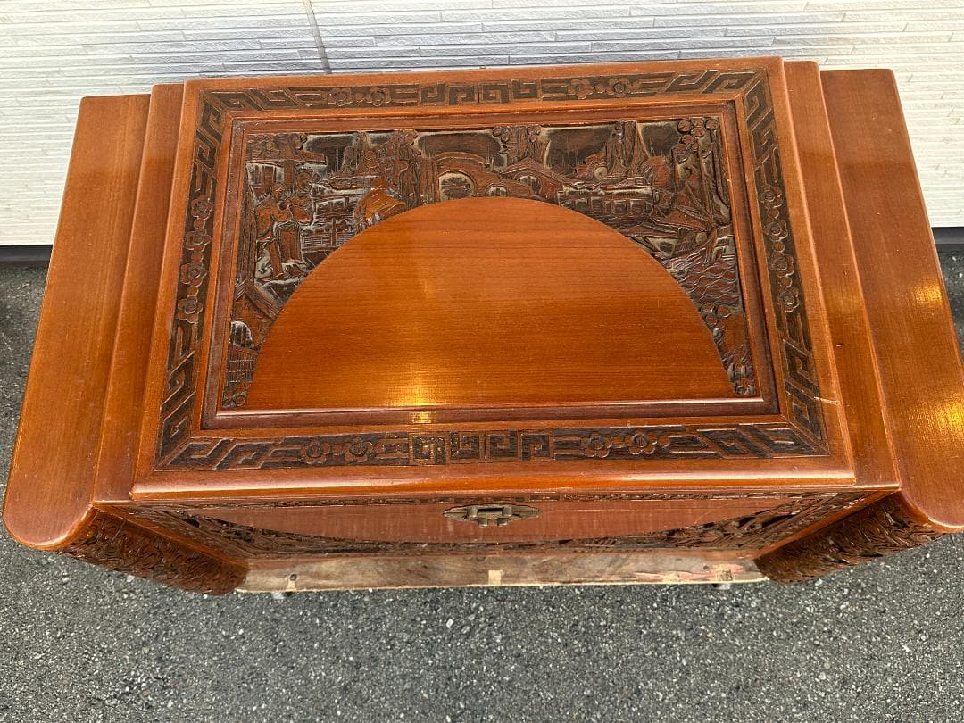 ★当時物 現状品 彫刻 木彫り 木製 大型収納箱 ボックス 古家具 インテリア