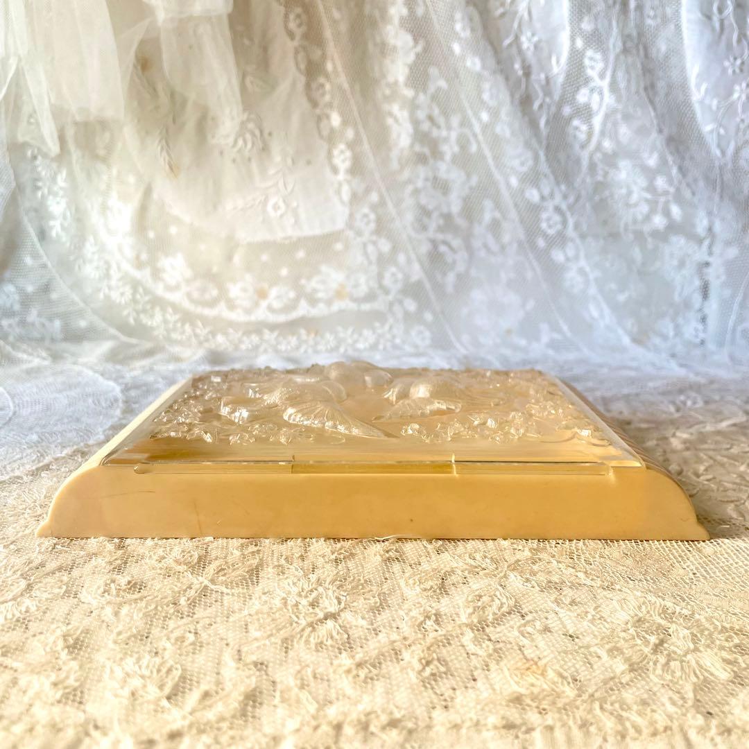 小鳥レリーフのメルスリーボックス　裁縫箱　フランスアンティークヴィンテージ