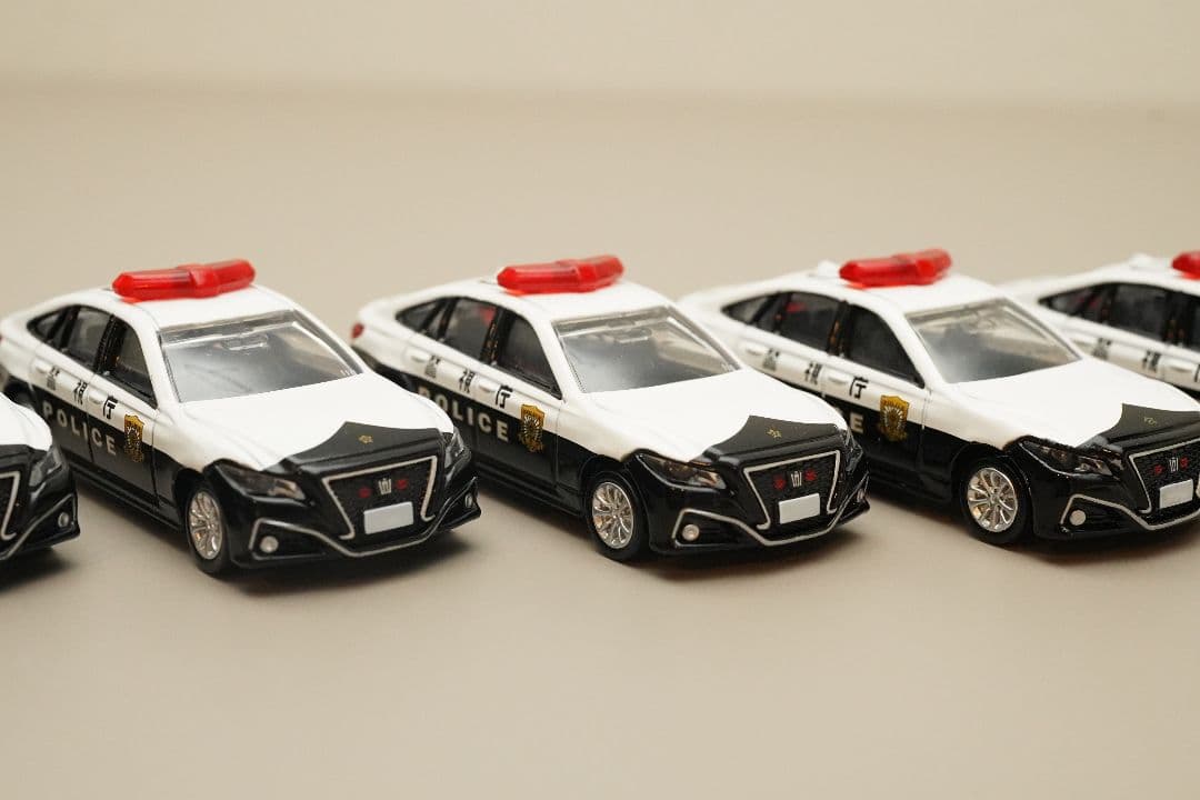 光る！LEDカスタム トミカ パトカー 6台セット