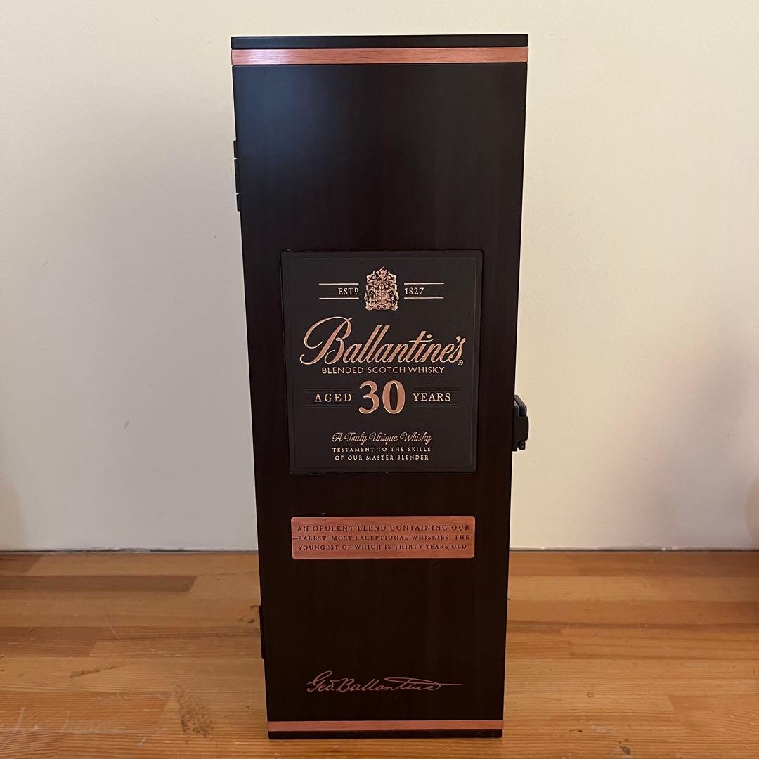 【未開栓】バランタイン 30年 スコッチウイスキー40度 750ml 木箱入り