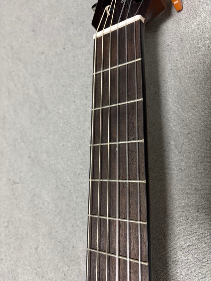 ヤマハ　サイレントギター　SLG200N