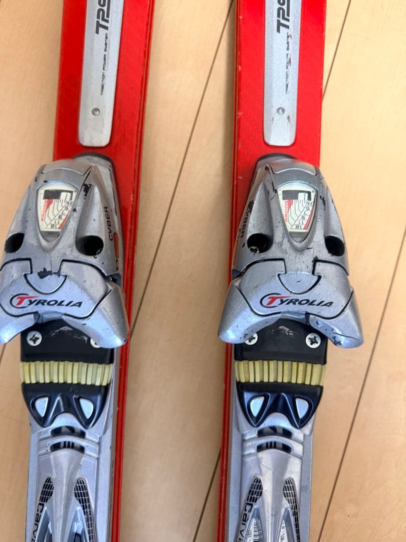 HEAD CYBER XP80 ヘッド　スキー板