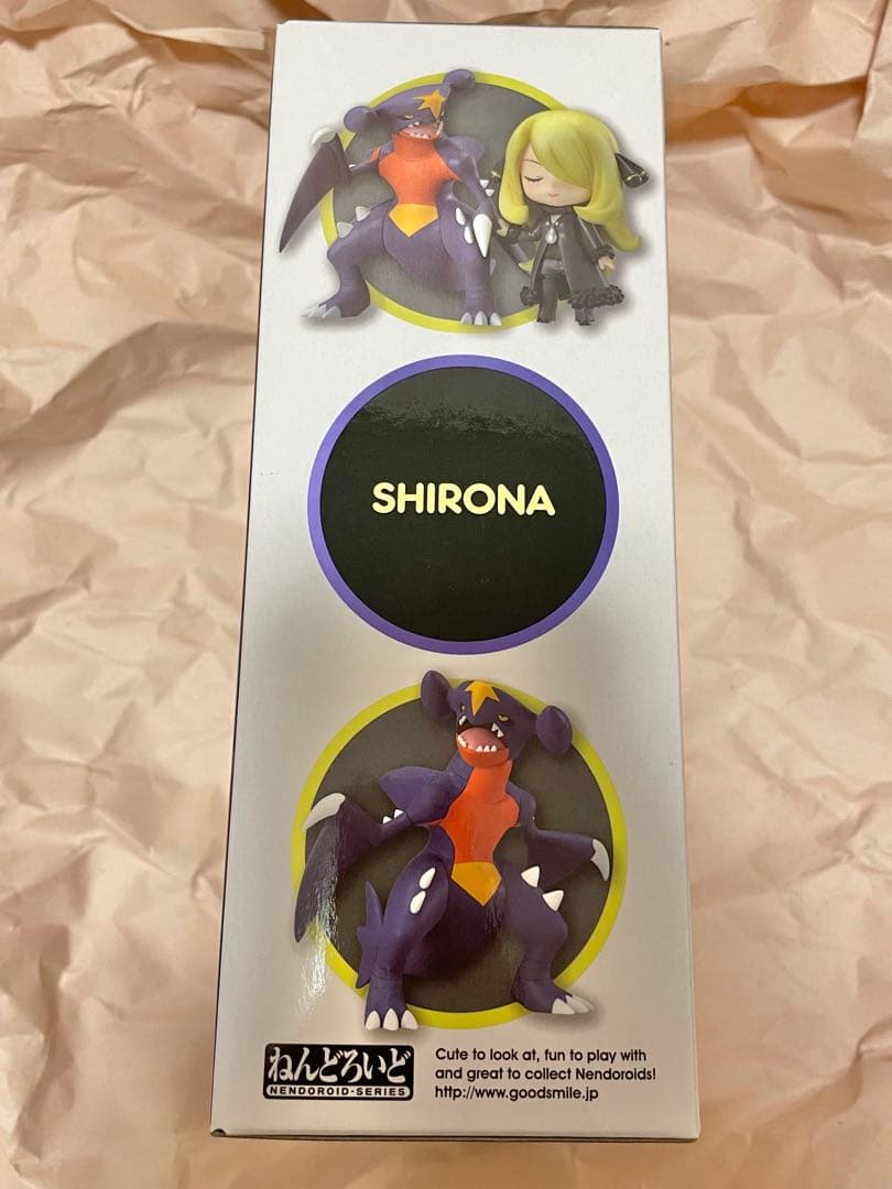 【新品未開封】ねんどろいど　シロナ