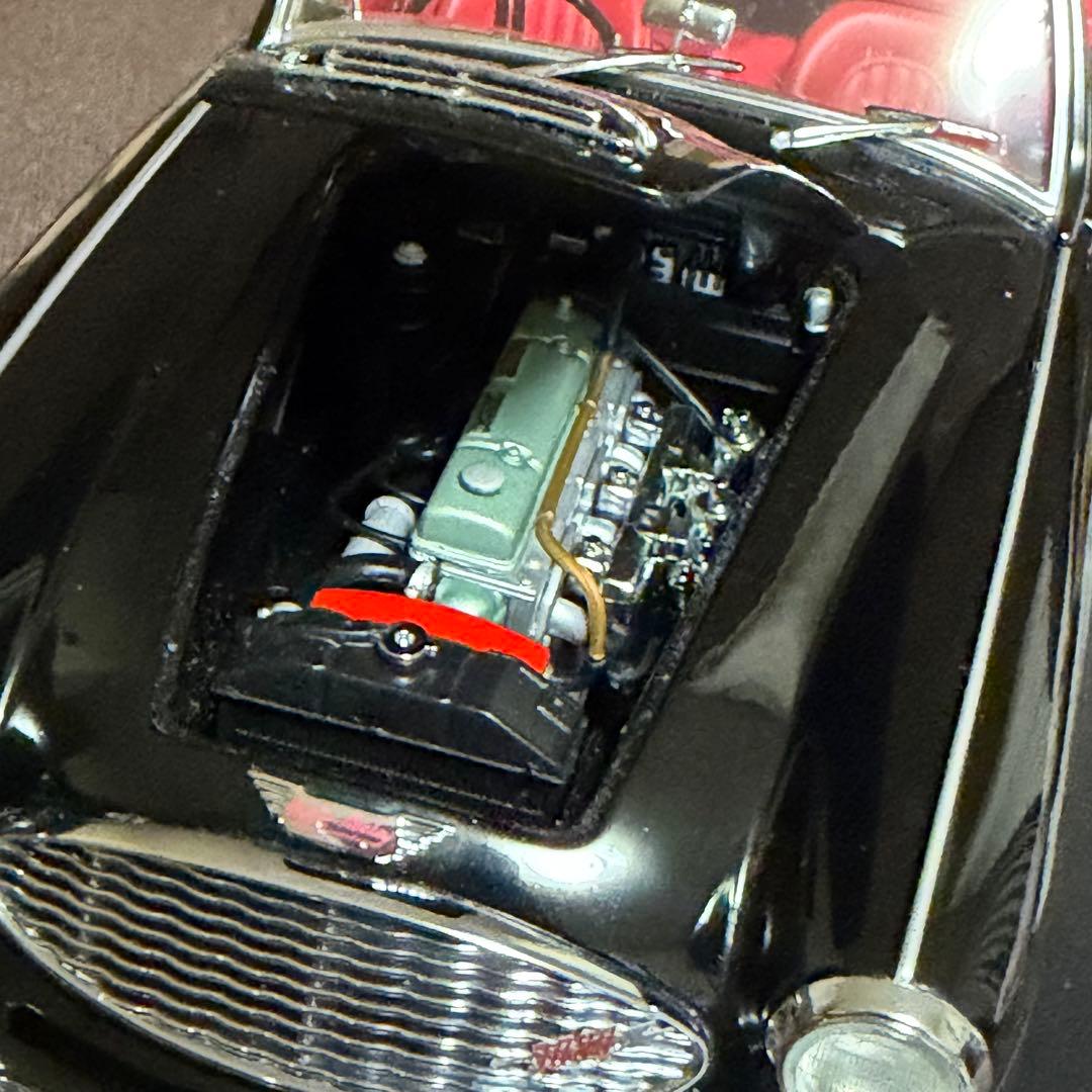 KYOSHO Austin Healey 3000 Mk-1 ミニカー 1/18