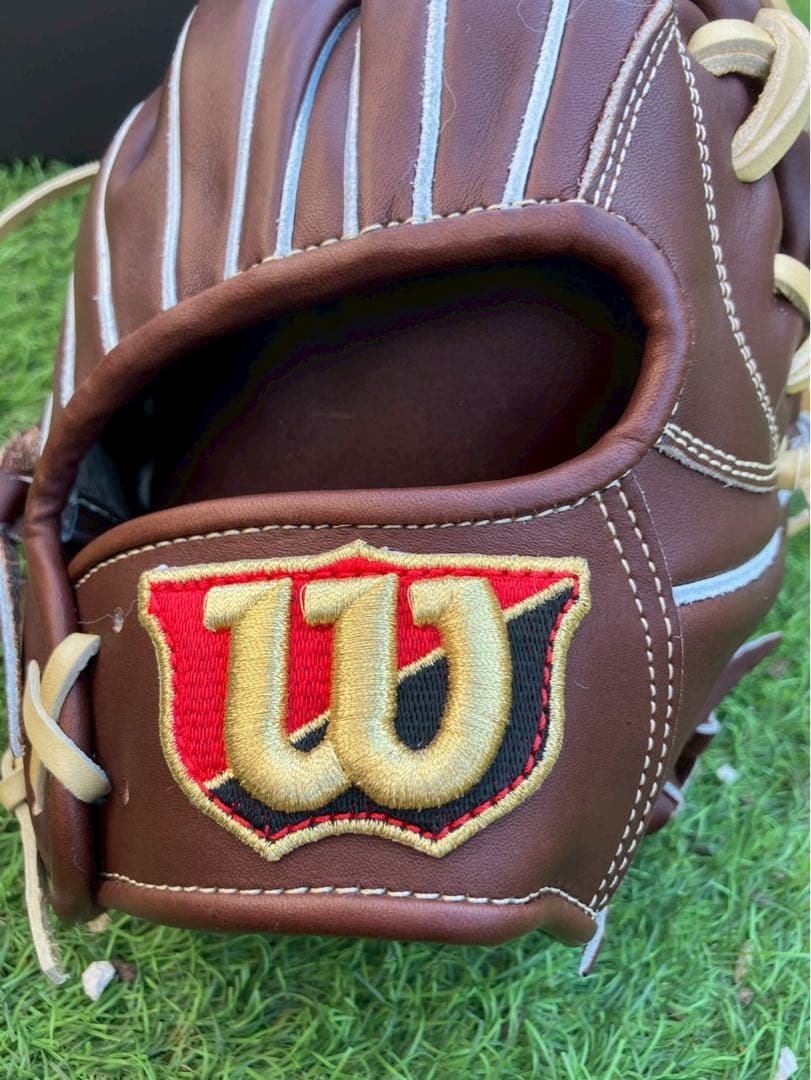 新品　型付け済　ウィルソンスタッフ　内野　日本製　硬式　Wilson