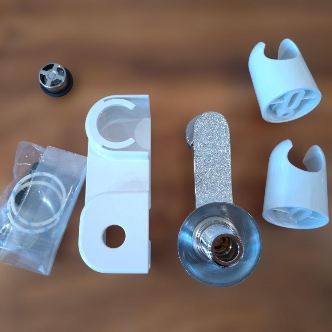 【未使用】SANEI　シャワー　混合栓　ホワイトシャワーヘッドセット