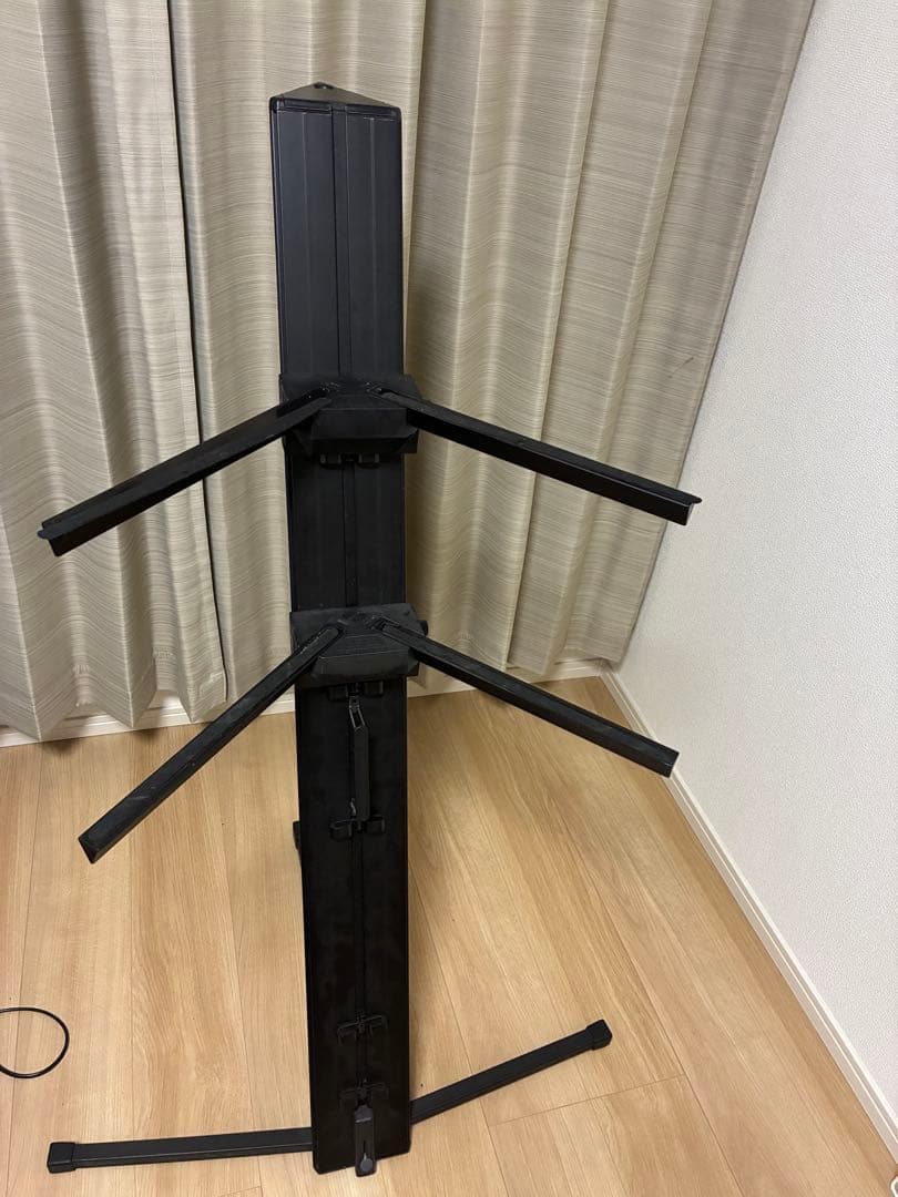 ULTIMATE2段スタンド 黒い金属製キーボードスタンド