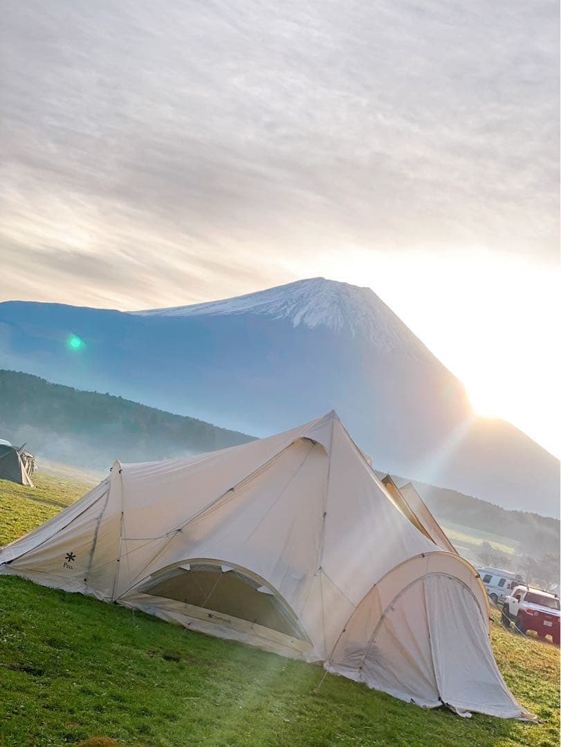 ドーム型ホワイトキャンプテント　 peak