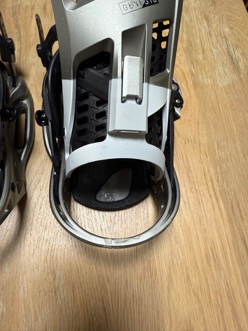 BURTON GENESIS EST バートン ジェネシス