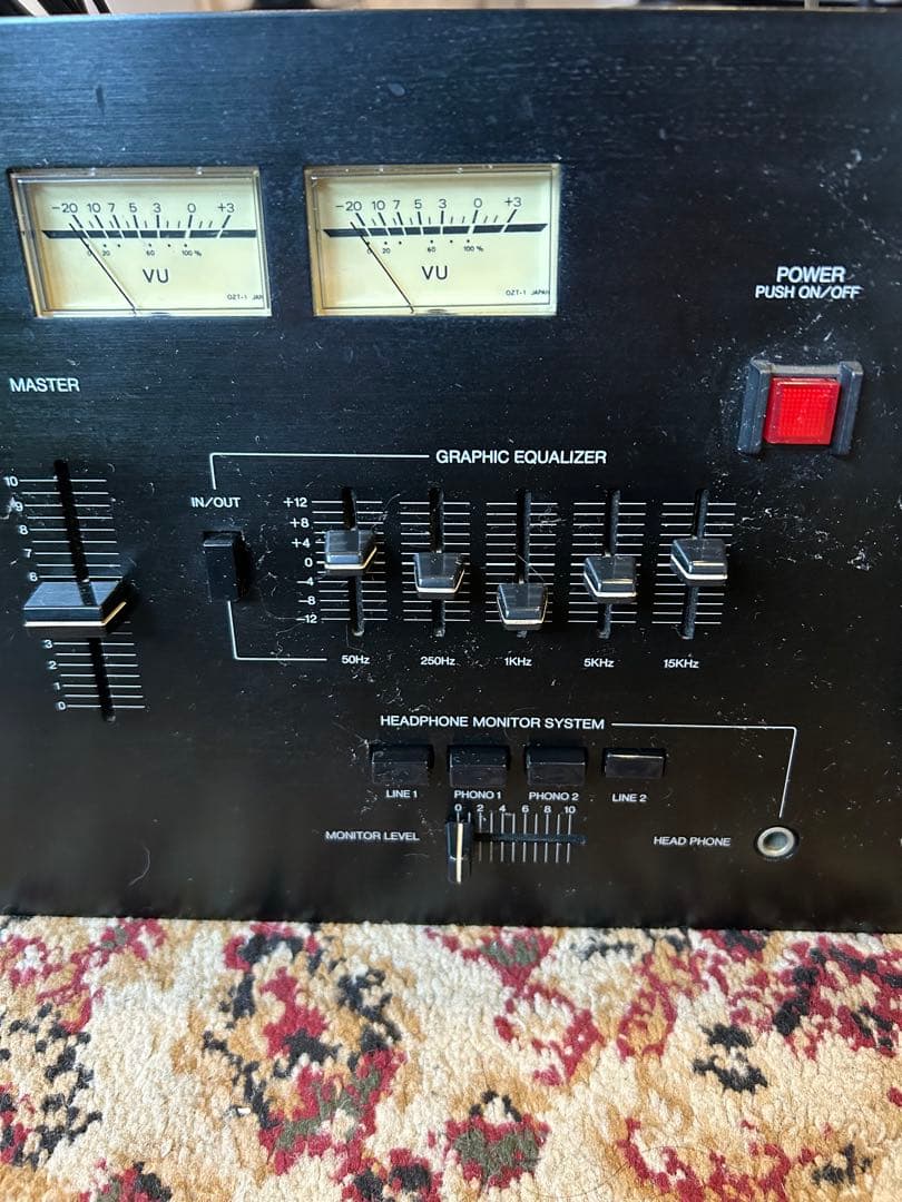 Vesta FIRE DSM-310 DJミキサー