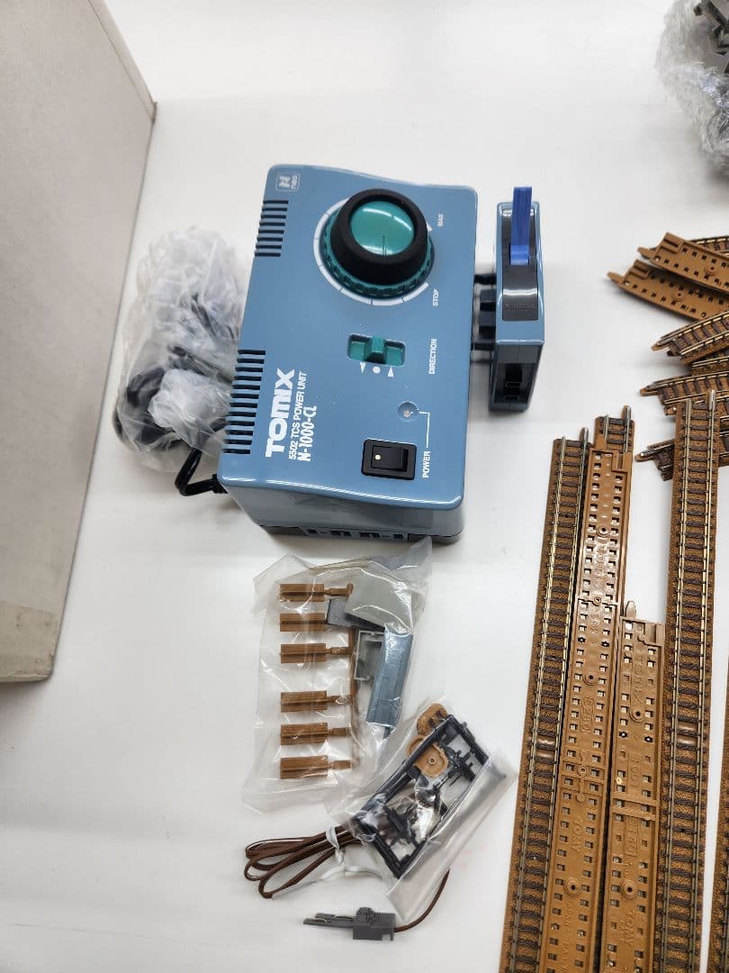 Nゲージ 鉄道模型セット レール・駅舎