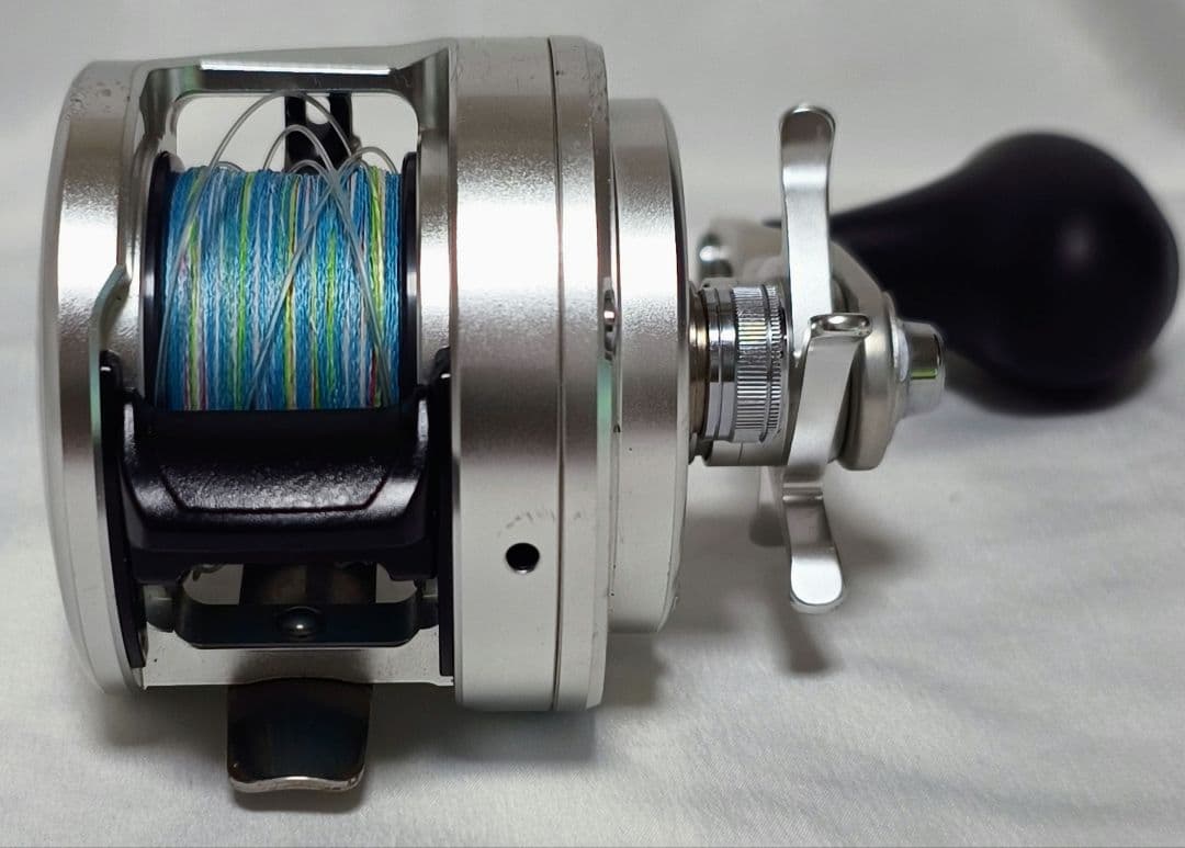 シマノ１３オシアカルカッタ300ＨＧ