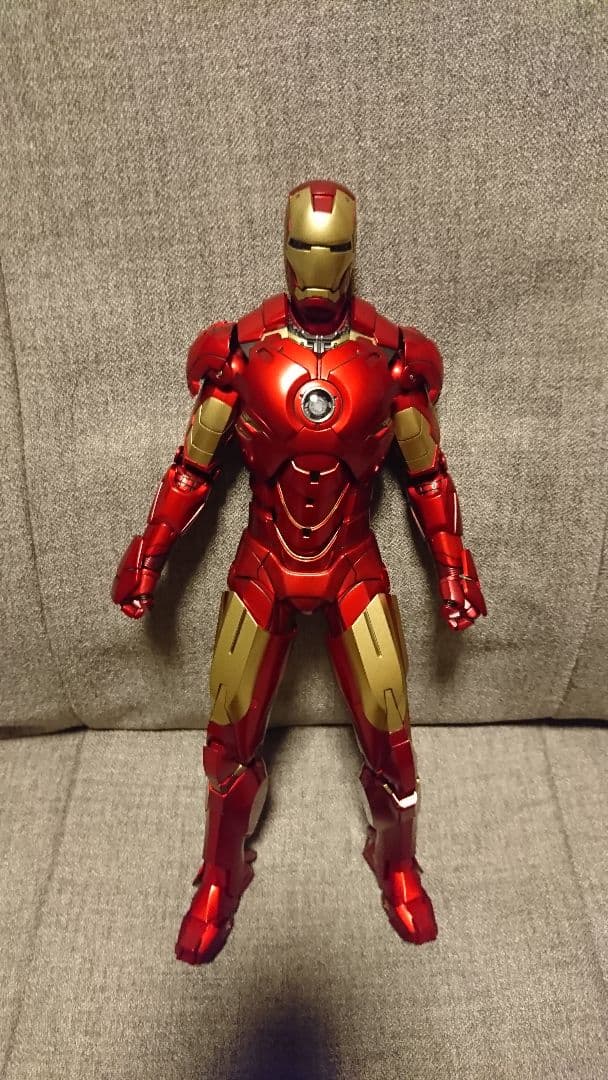 【HotToys】アイアンマンMark.4【ムービー・マスターピース】