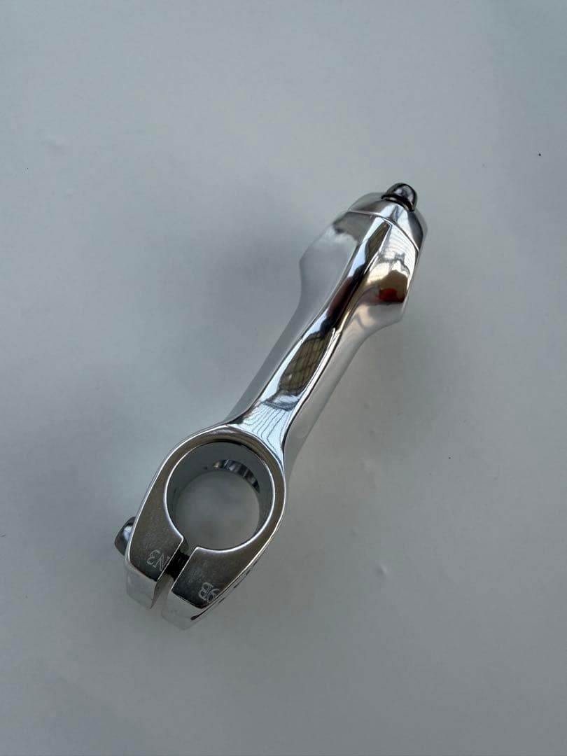 3ttt ミュータント アヘッドステム 銀色　90mm ステム　ピスト　ロード