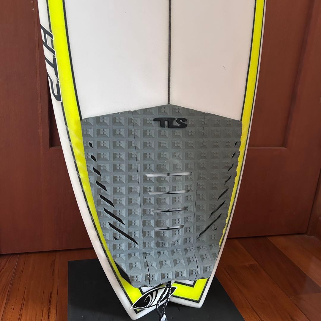 シャープアイサーフボード　キッズ　子供用　中古サーフボード　4.7