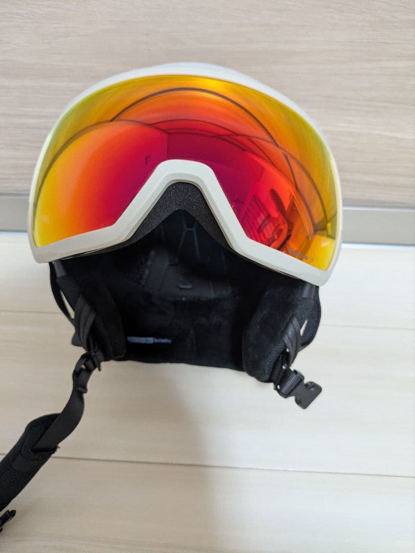 サロモン　ヘルメット　ゴーグル付き